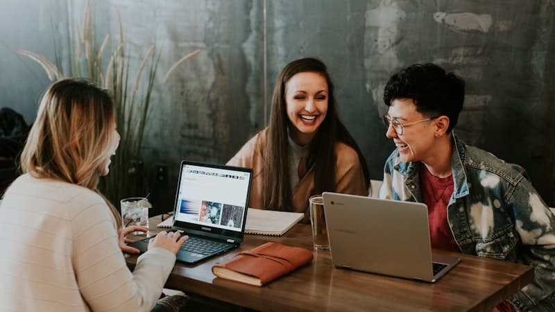 Premier Message sur un Site de Rencontre : 15 Exemples