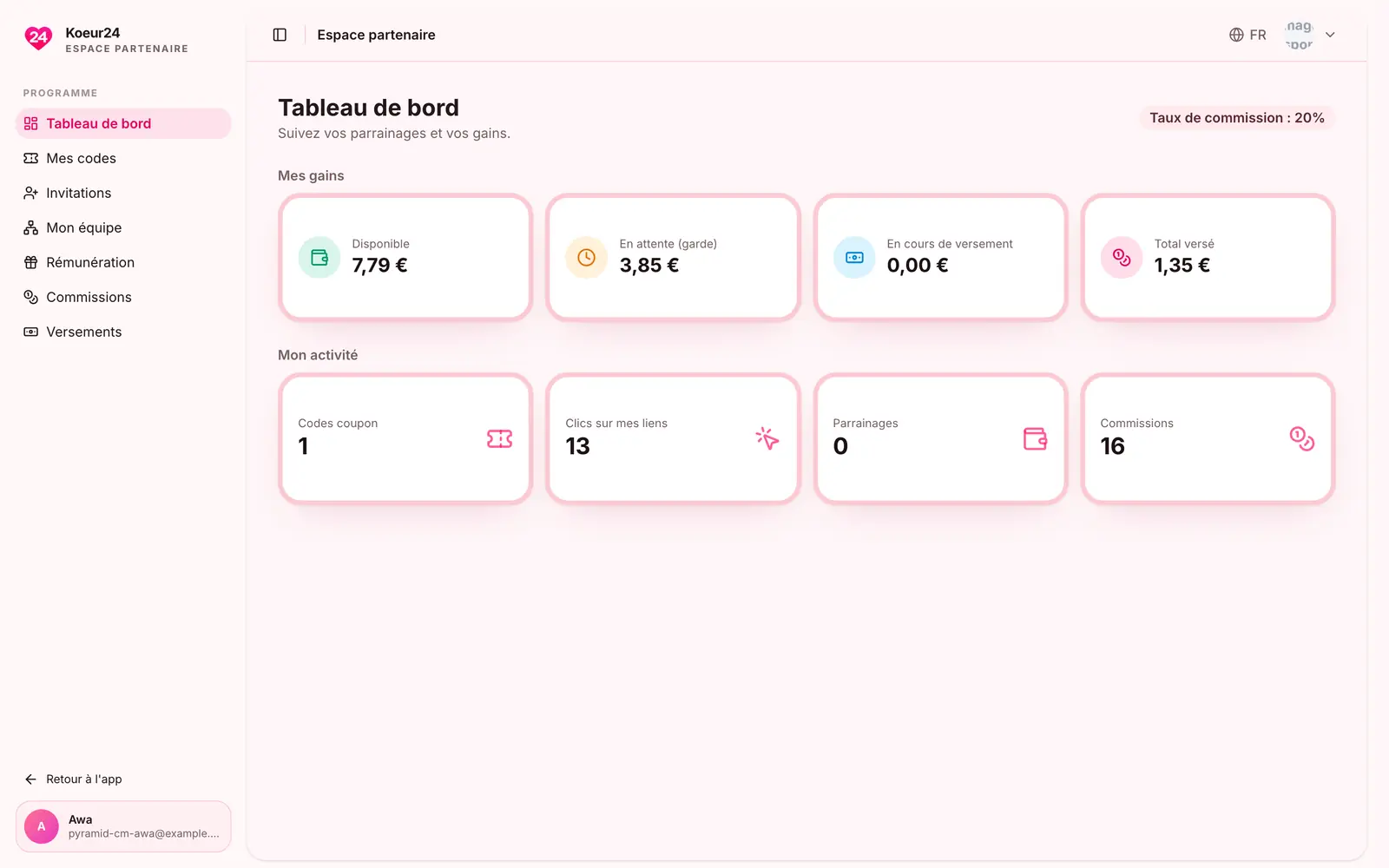 Tableau de bord de l’espace partenaire : soldes disponible, en garde et versé, codes et parrainages.